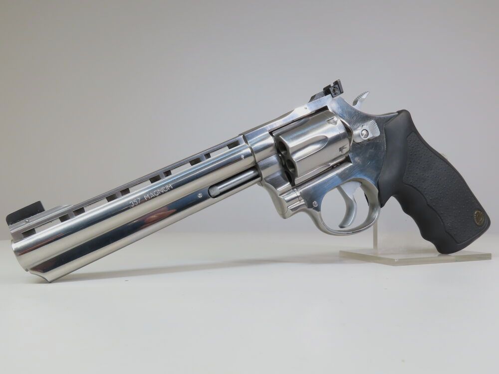 Revolver Taurus Euro Champion en acier inoxydable de 6 pouces