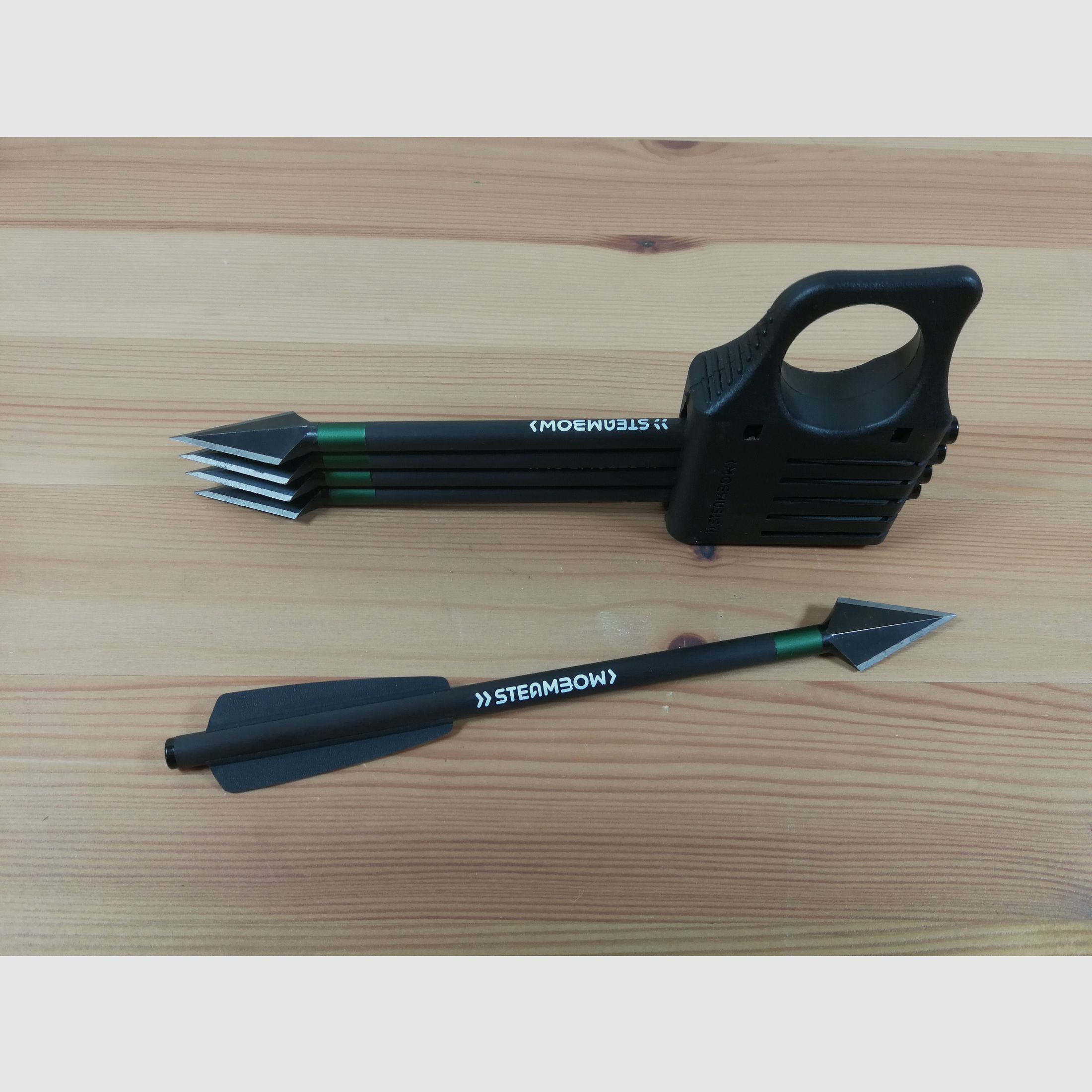 STEAMBOW AR-6 STINGER 2 AVEC BEAUCOUP D'ACCESSOIRES, POINT ROUGE, KIT DE COULEUR SABLE, BIPIED, CULASSE PLIANTE.