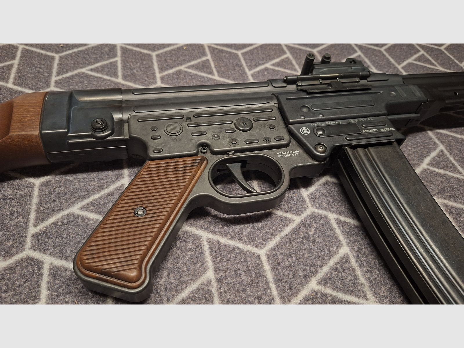 STG44 G.S.G. Schreckschuss Gewehr 9 mm P.A.K. NEU!