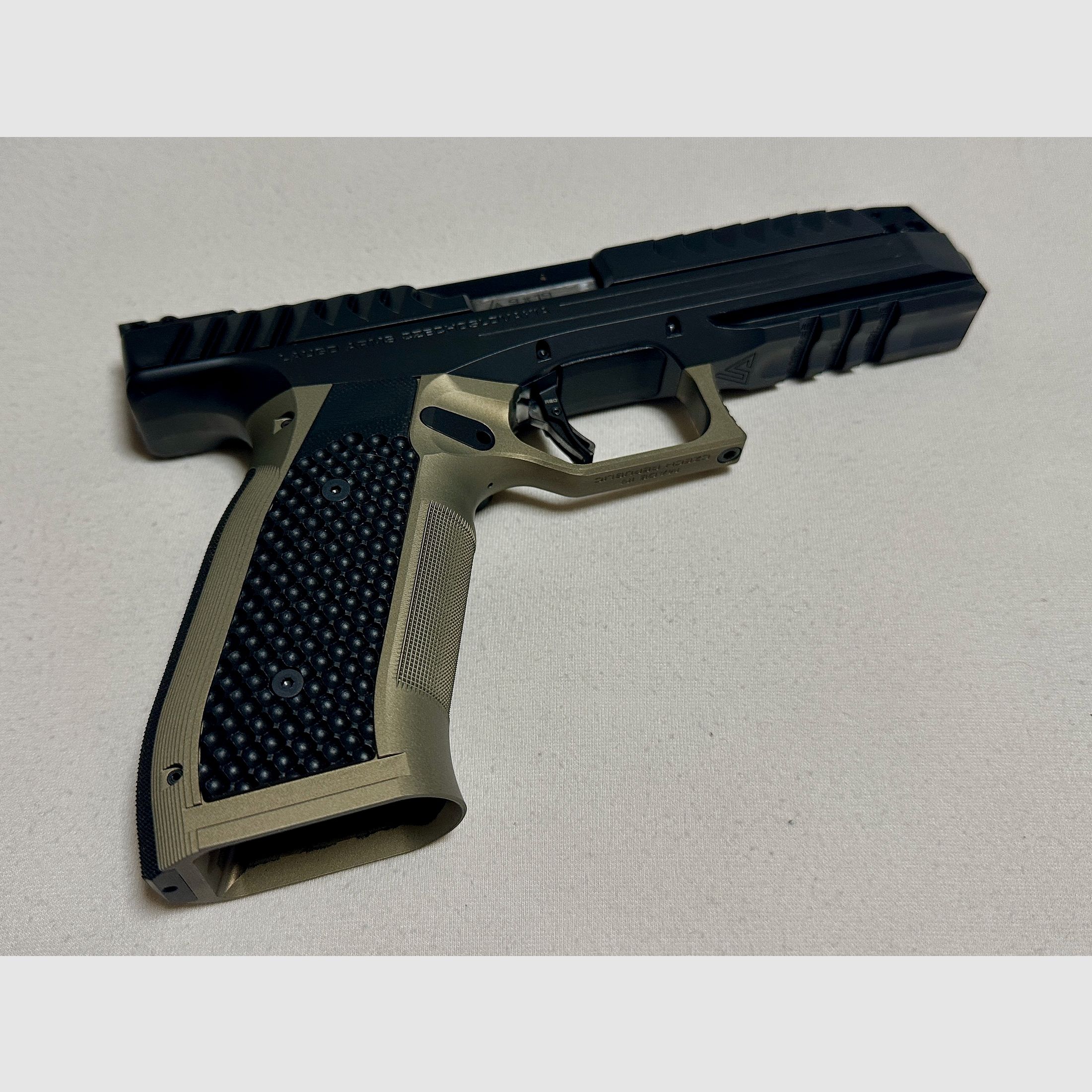 ALIEN Laugo Arms 9mm Para