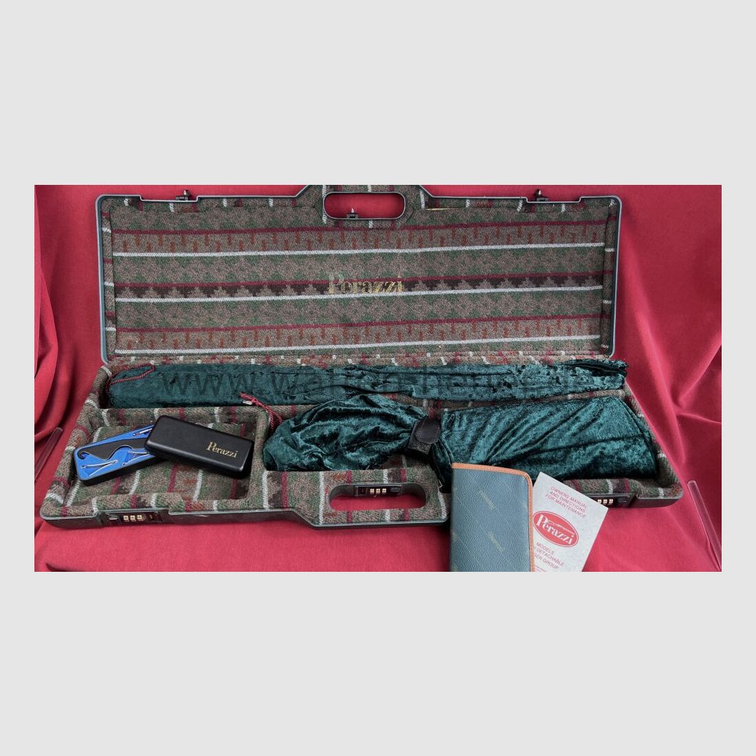 Perazzi	 MX8, Holzklasse 12