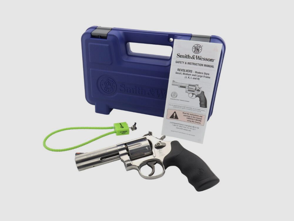 Smith & Wesson	 686 Standart 4 Zoll