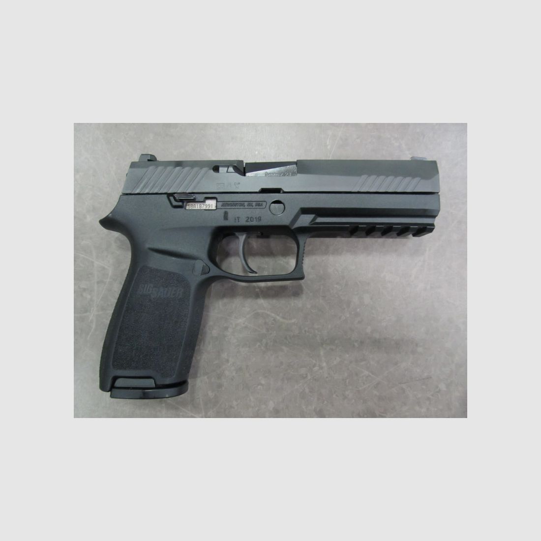 SIGSAUER P 320 CAL9X21 used, image 2 of 7