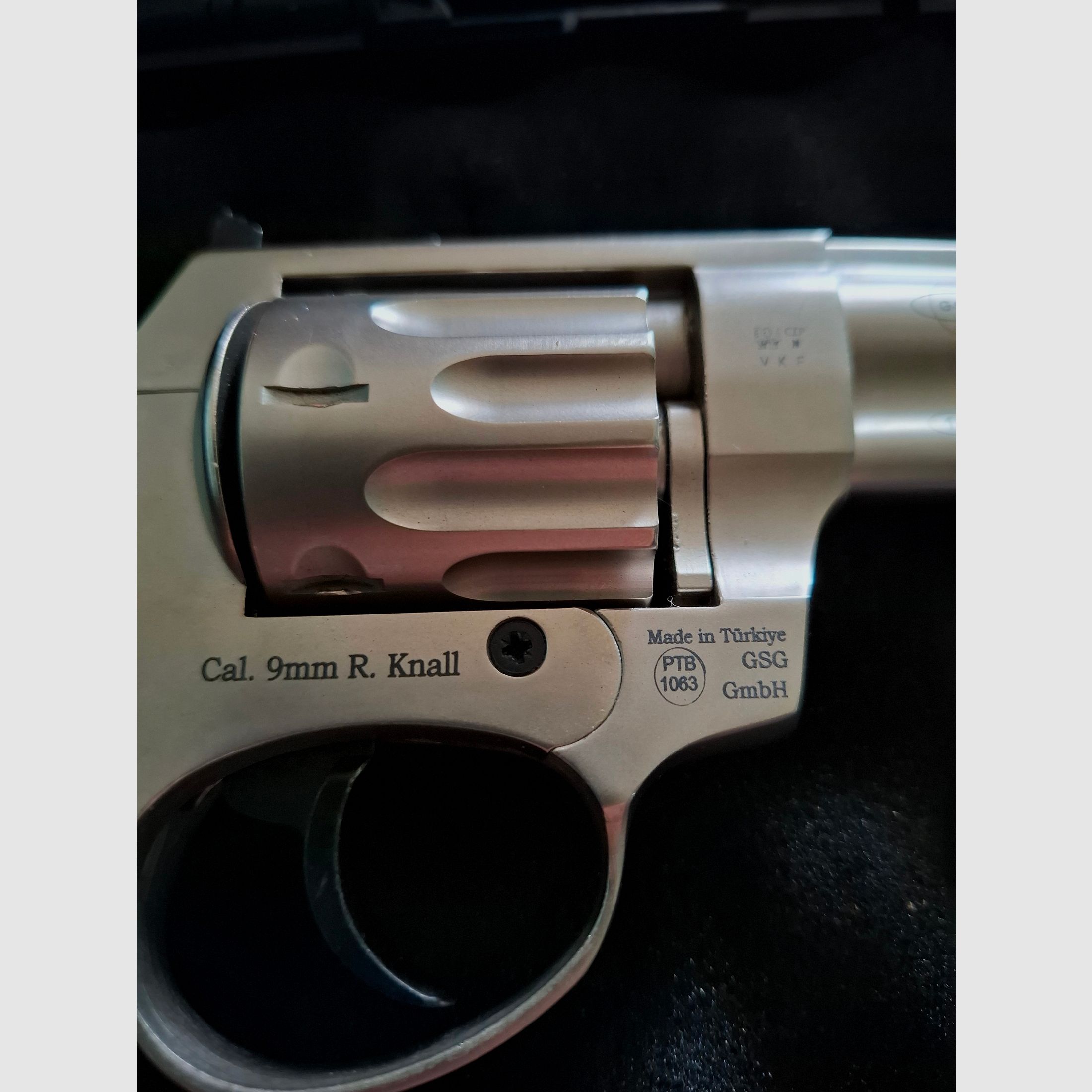 Ekol Viper 2.5" 9mm RK with ammunition.