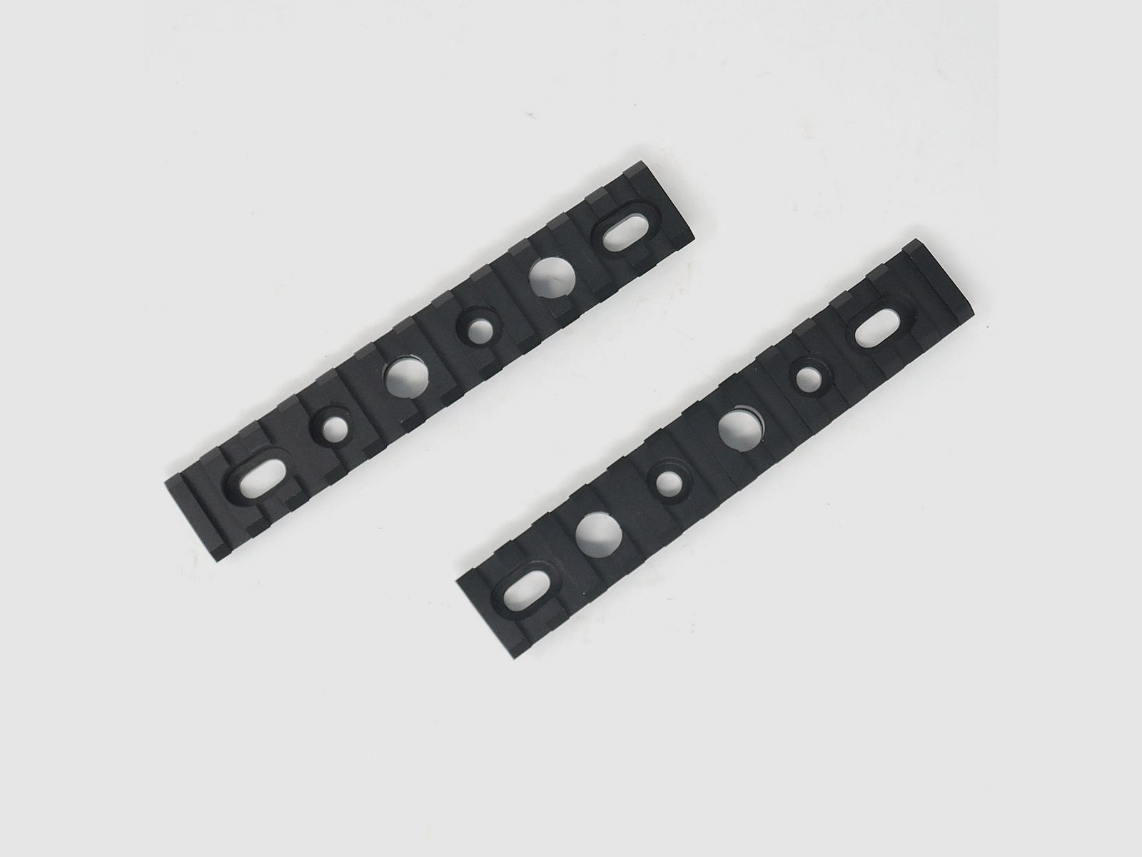 UTG Mod. 4/15 (#R16S) – Attacco Picatinny per Paramano M4/M16/AR15
