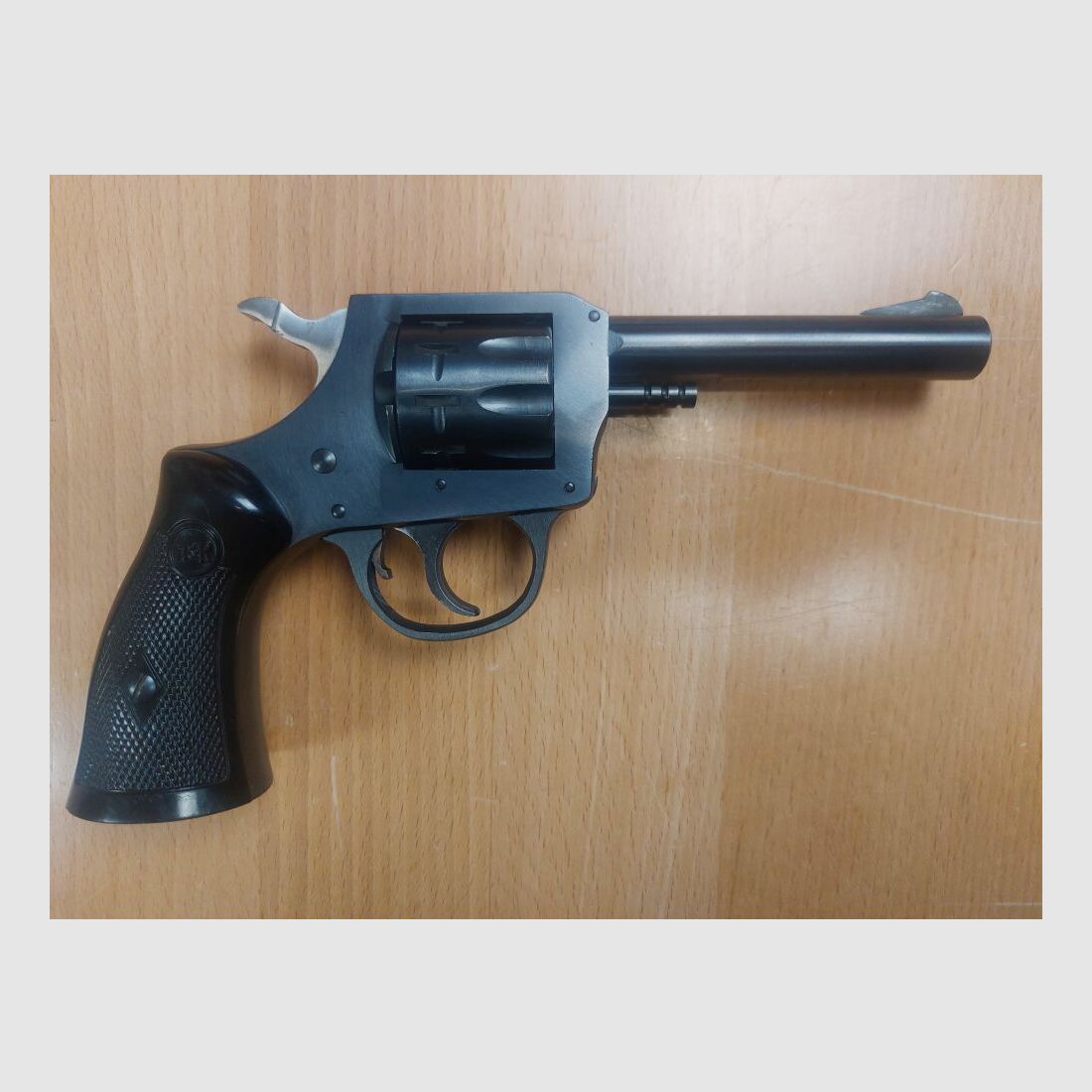 Harrington & Richardson Modell 900