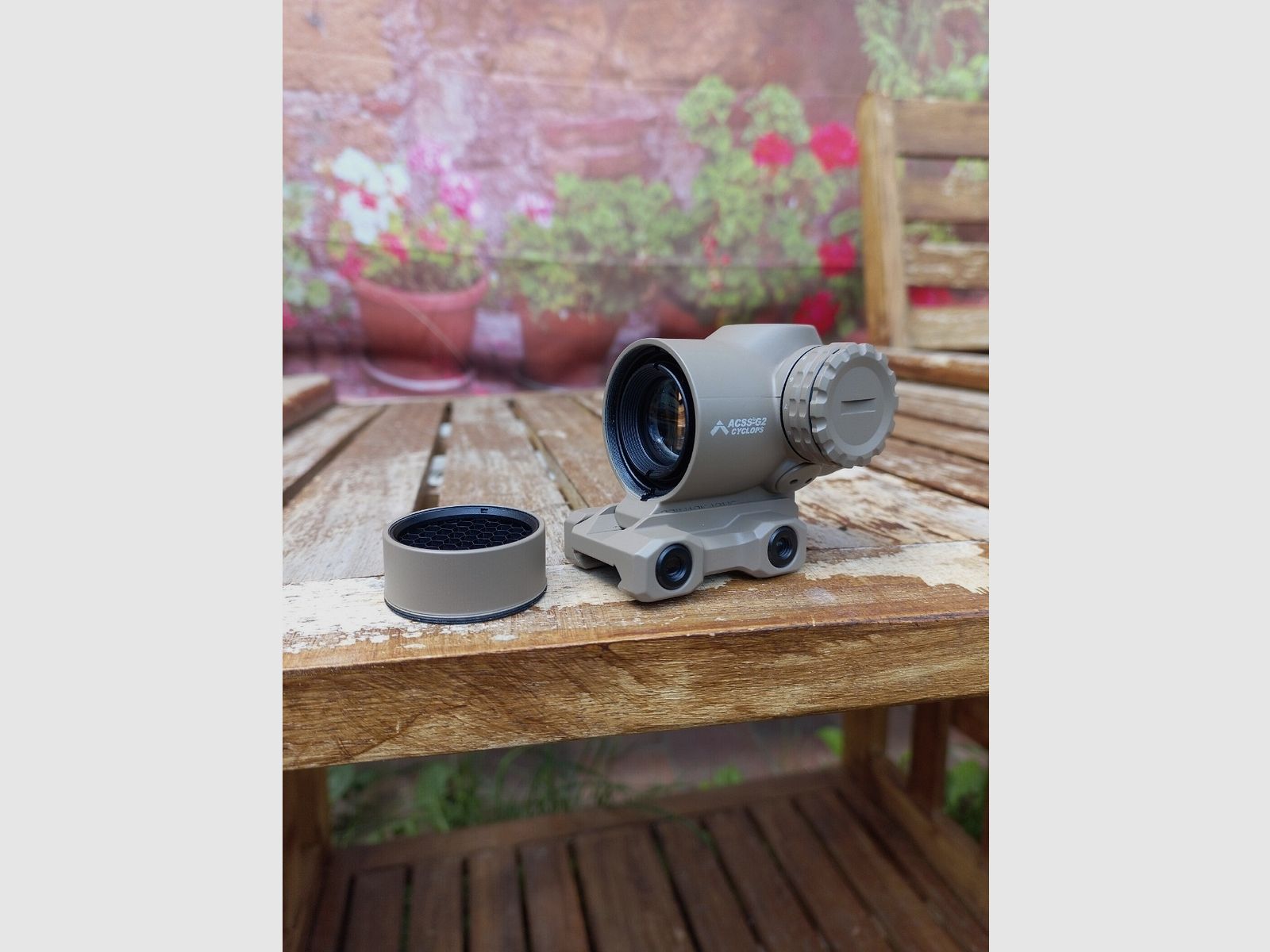 PRIMARY ARMS SLx 1X Micro Prism Scope Gen II con filtro a nido d'ape orig. (Anti-riflesso) colore FDE