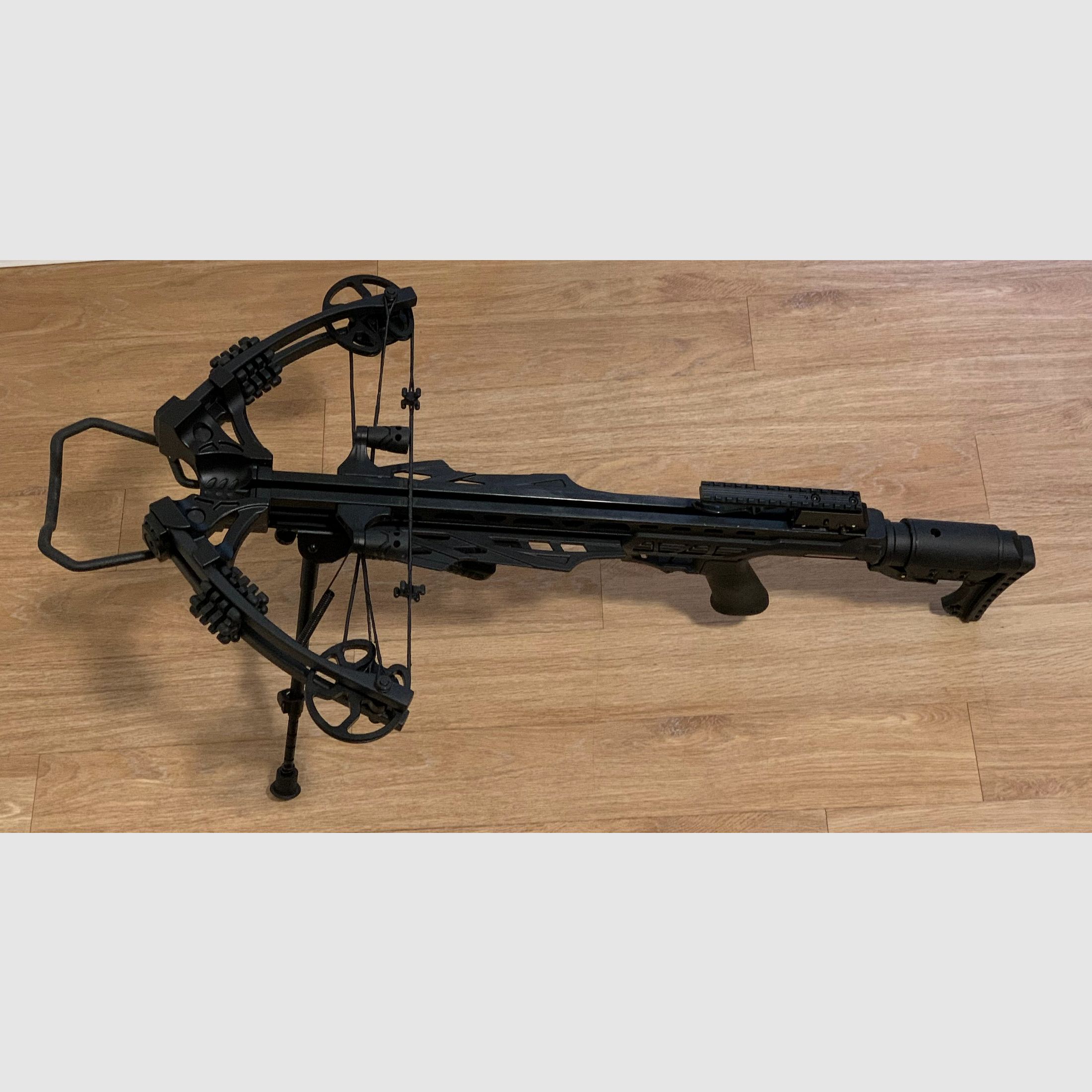 X-BOW FMA Scorpion III - 405 fps / 200 lbs - Compoundarmbrust OVP