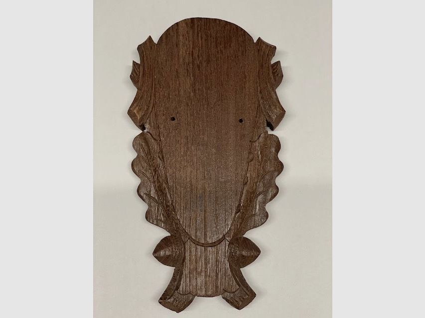 Plaques en bois sculptées pour trophées 22cmx11,5cm