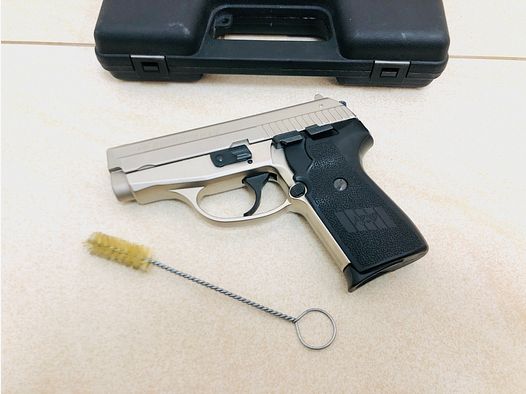 ••• SIG SAUER P239 pistolet d'alarme / Nickel / accessoires / OVP / PTB 799 •••