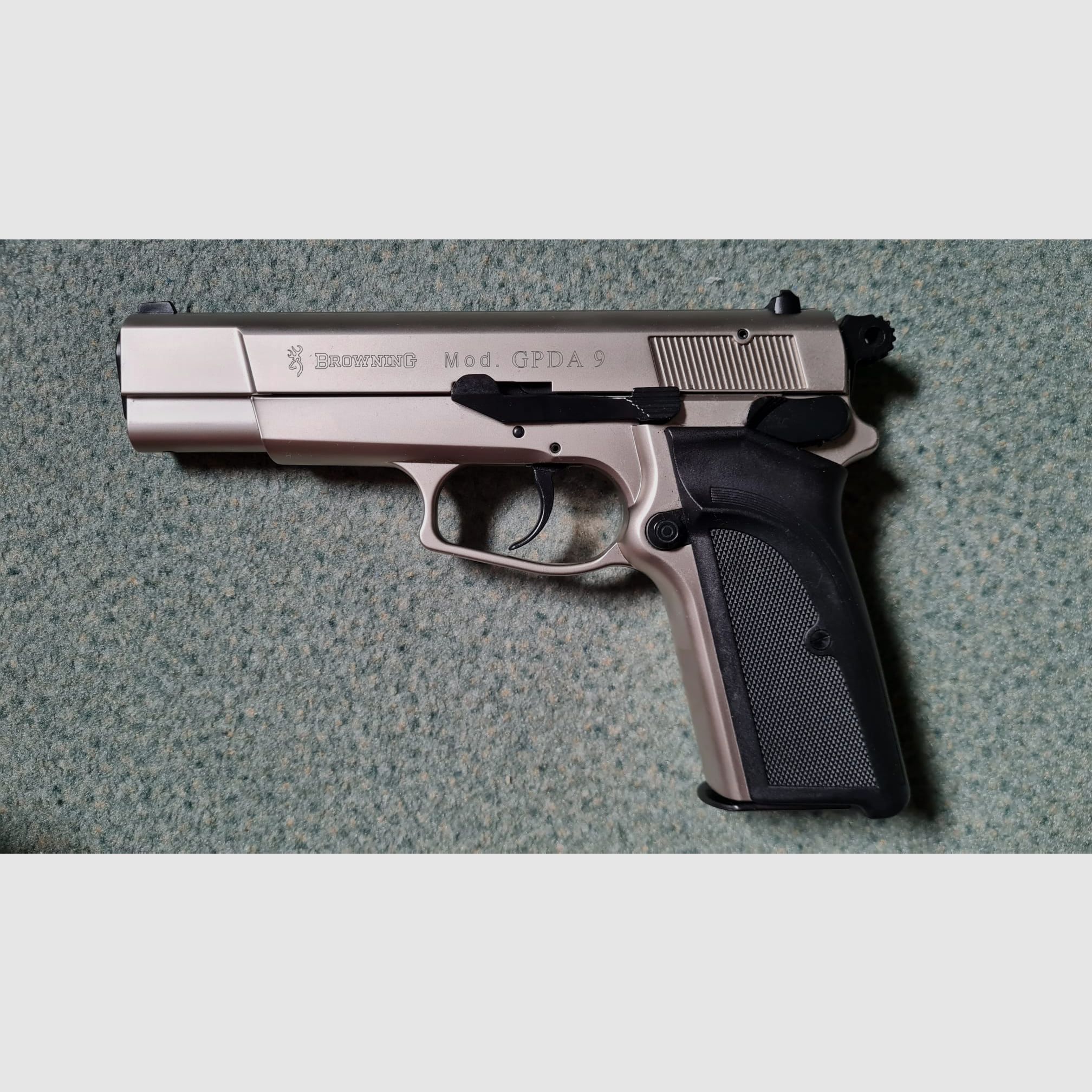 Browning GPDA 9 Schreckschuss Pistole Kal. 9mm P.A.K. vernickelt