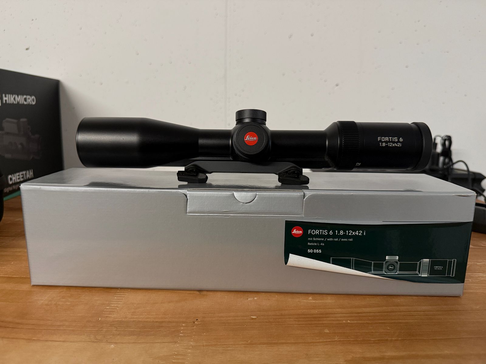 Leica Fortis 6 1.8–12x42i L-4a mit Schiene – Neuwertig aus 2024