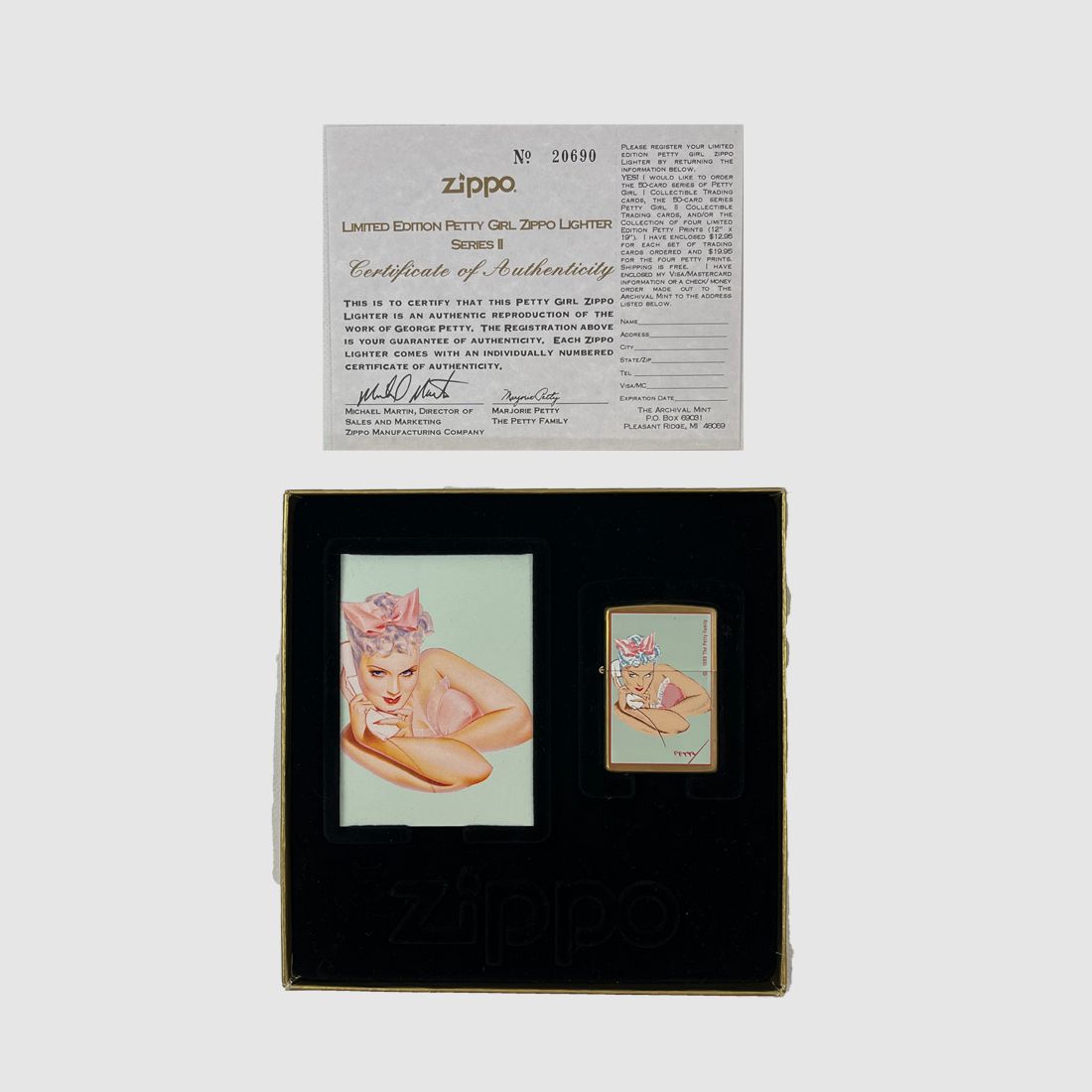 Zippo Petty Girl Limited Edition "Silver Blonde"