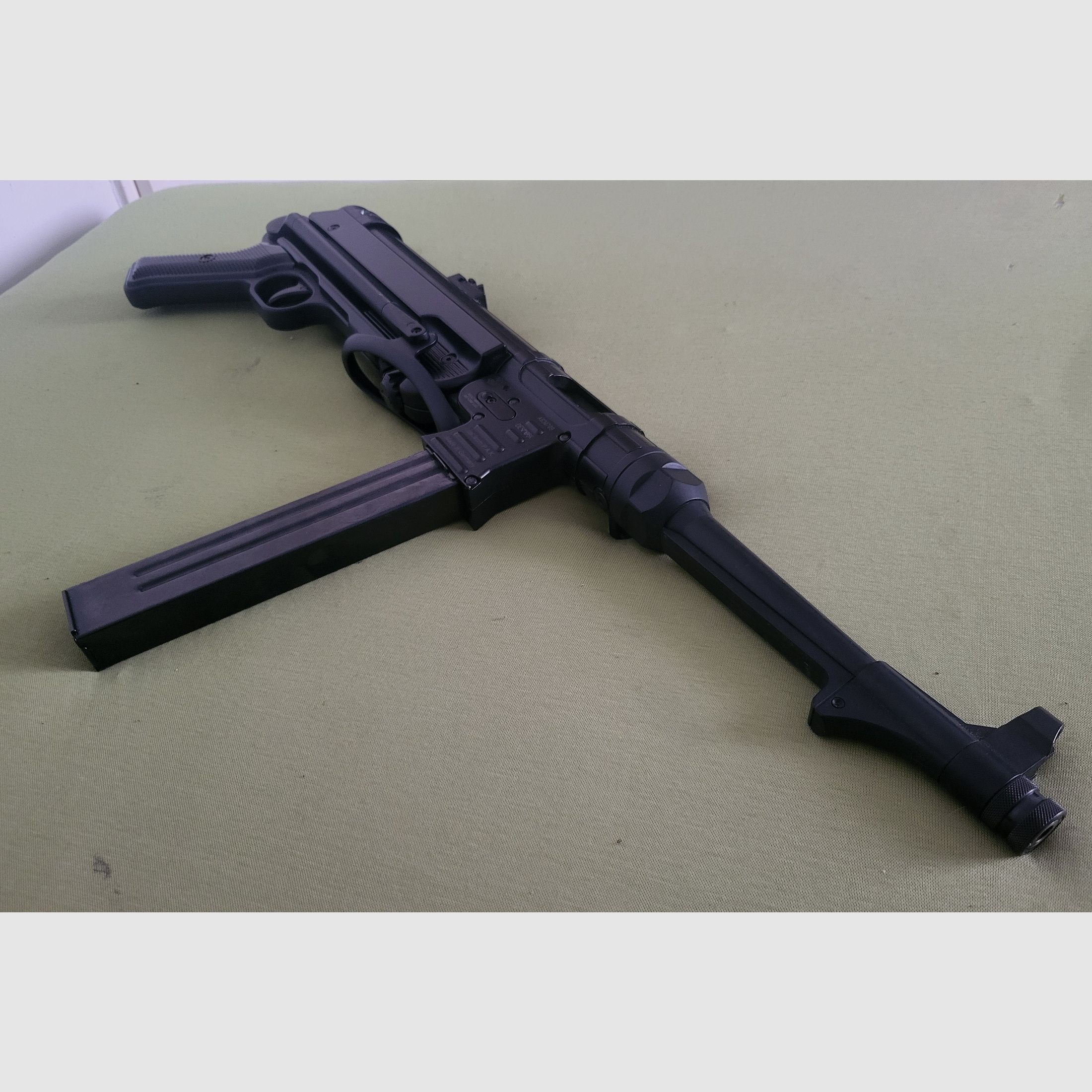 GSG MP40 9mm P.A.K. pistolet-mitrailleur à blanc