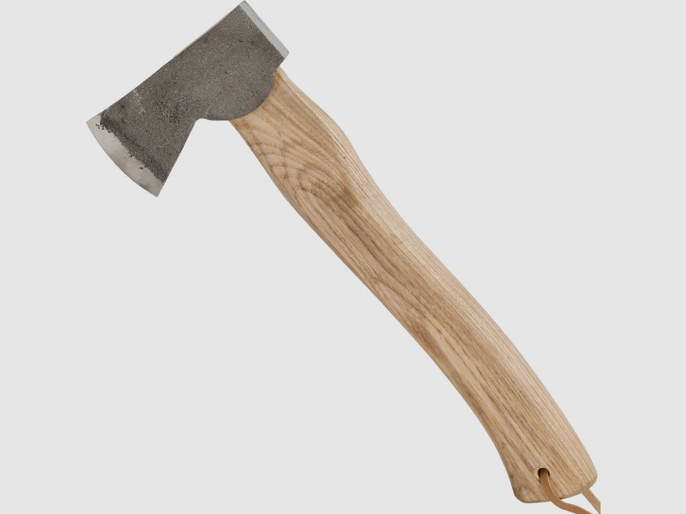 Powerful axe including leather sheath