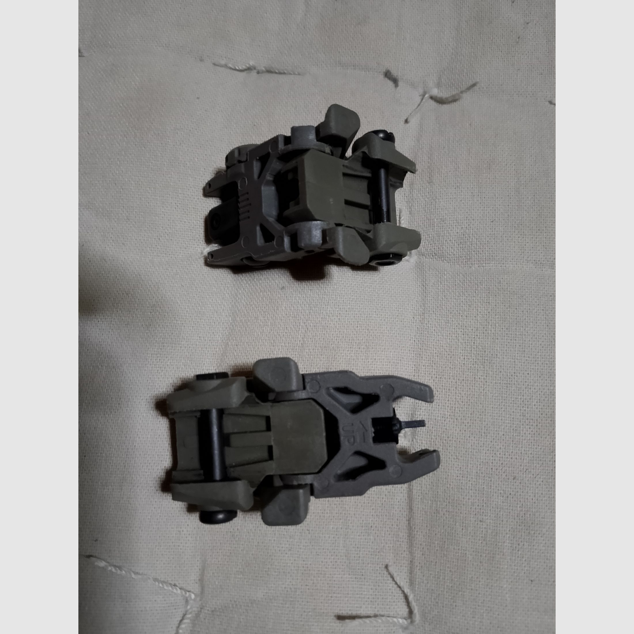 Flip Up Sight Picatinny 21mm Rear and Front Sight set Camouflage beige Paintball Marker Airsoft Rifle Universal