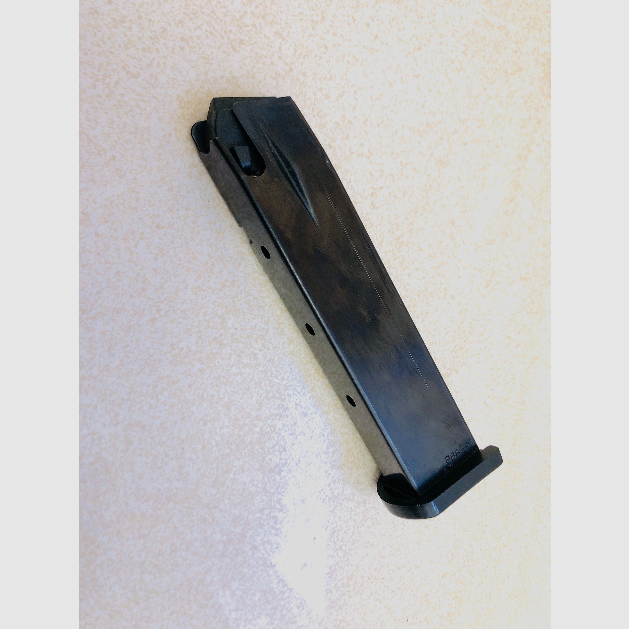 ••• Magazynek do pistoletu gazowego Walther P88 - 9mm PAK •••