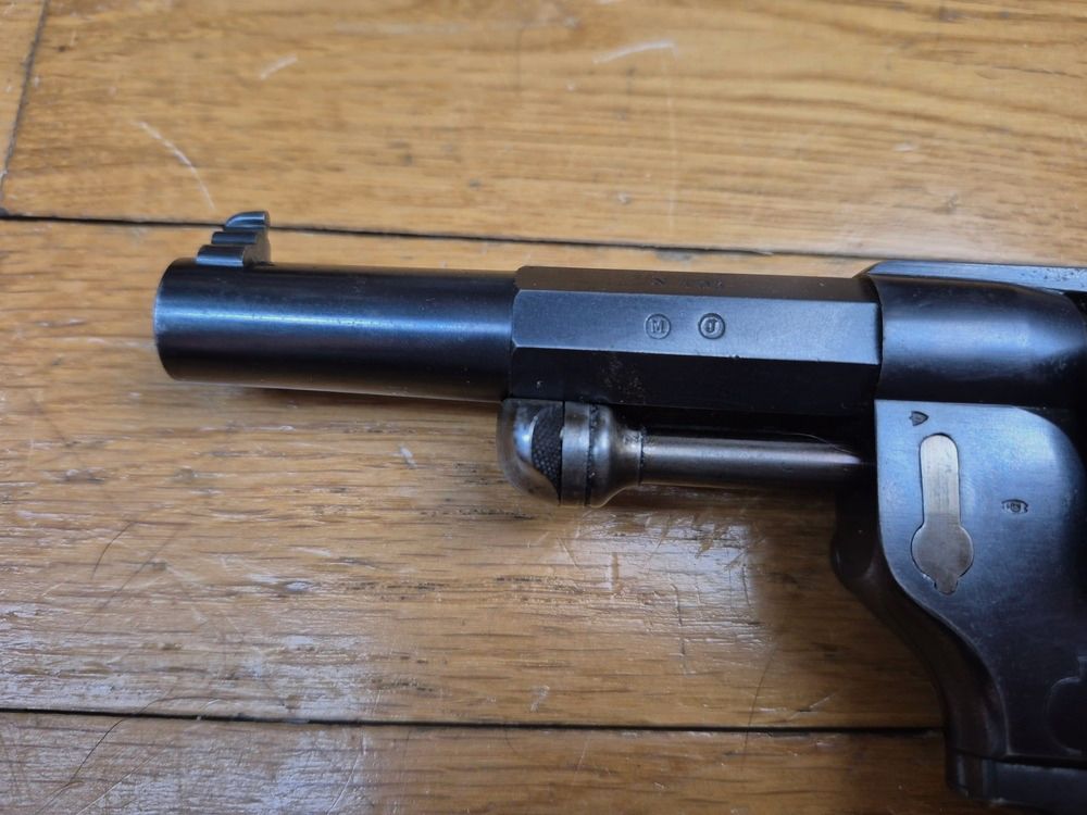 Wunderschöner Offiziersrevolver Modell 1874 – Vollständig monomatrikulierte Waffe – Produktion MAS im Jahr 1875 – Eines der ersten Exemplare, die an den 6. Jäger von Sedan geliefert wurden – Hervorragender Lauf – Mechanisch einwandfrei – Seltenheitszustand! – TBE++, Bild 19 von 25