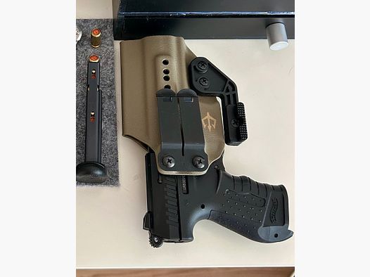  Walther P22 Ready Schreckschuss Pistole 9 mm P.A.K brüniert & Black Trident IWB Holster