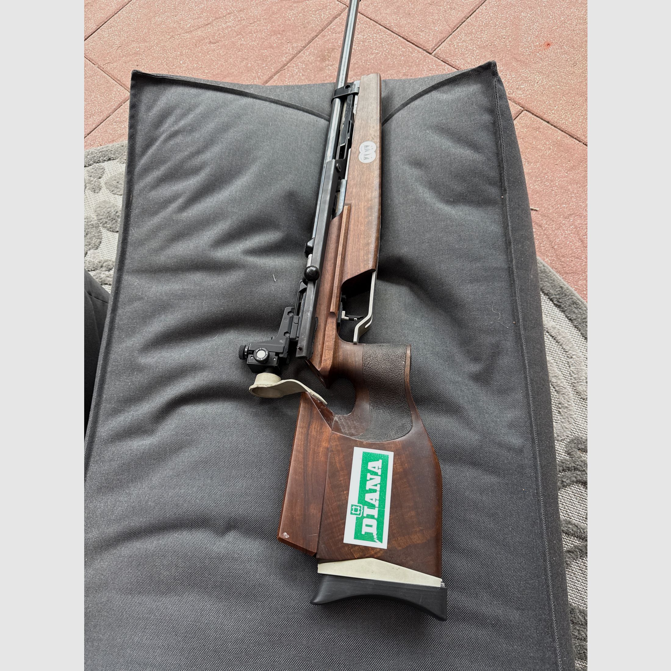 Diana 100 air rifle F marking, image 1 of 9