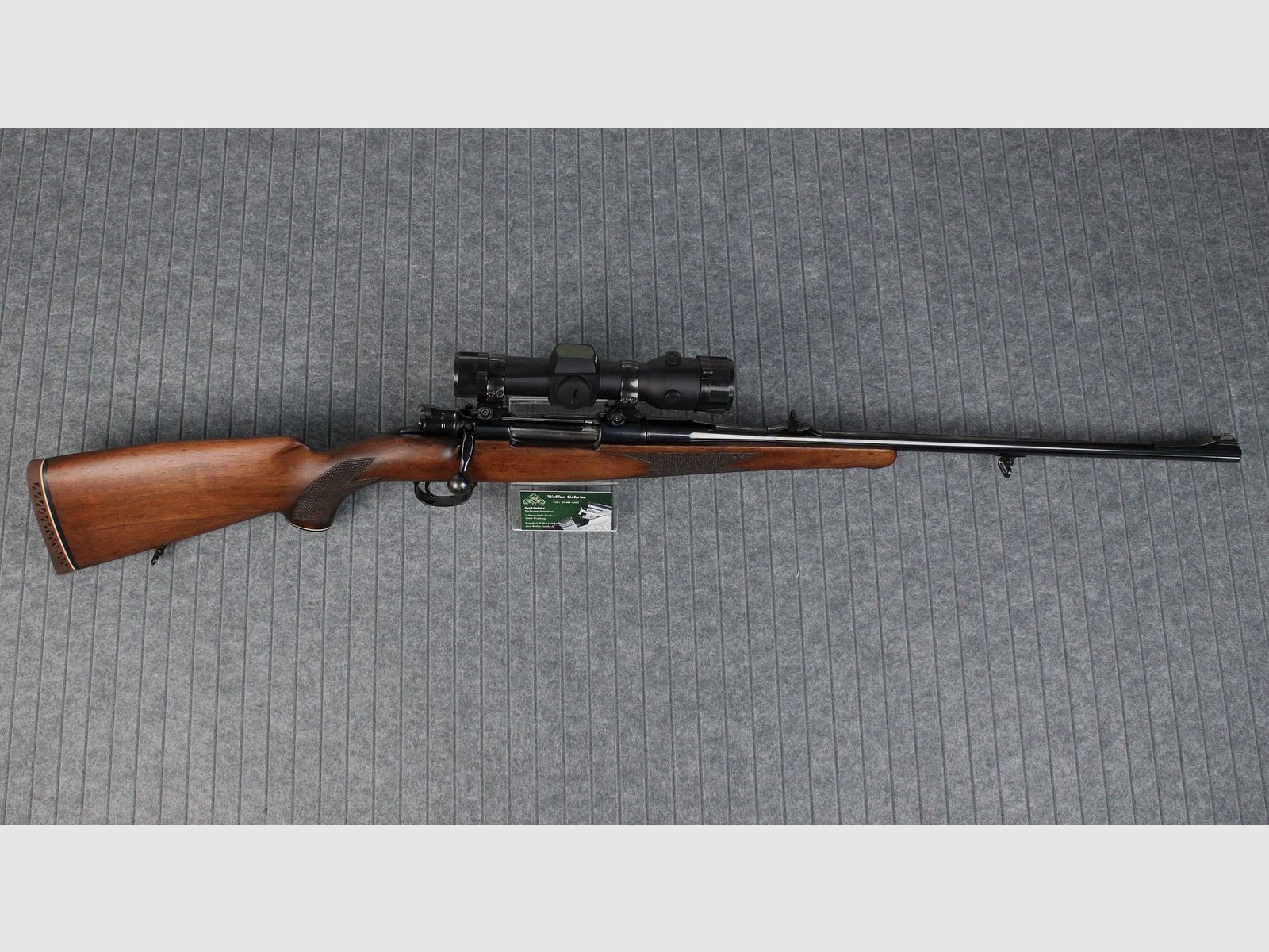 Akah 98er (Mauser) .30-06SPR. Aimpoint Hunter, Timney