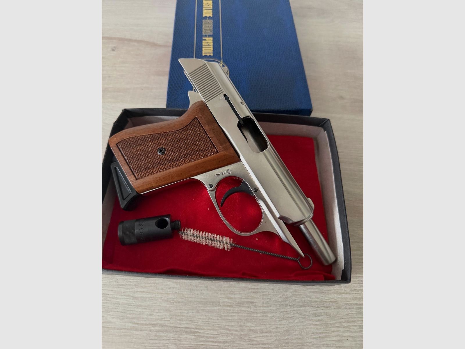 Röhm RG 800 8 mm K. Bang blank firing gas pistol OVP unfired