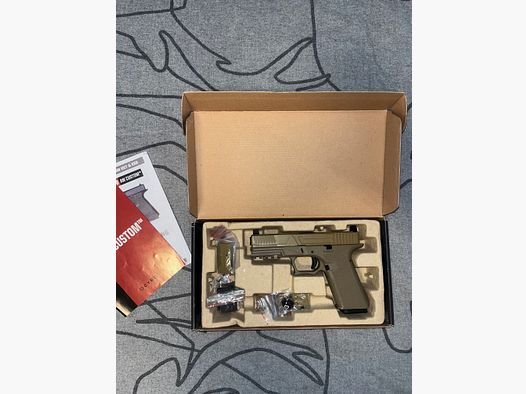 AWC VX7301 mit Metallschlitten GBB 6mm BB Flat Dark Earth