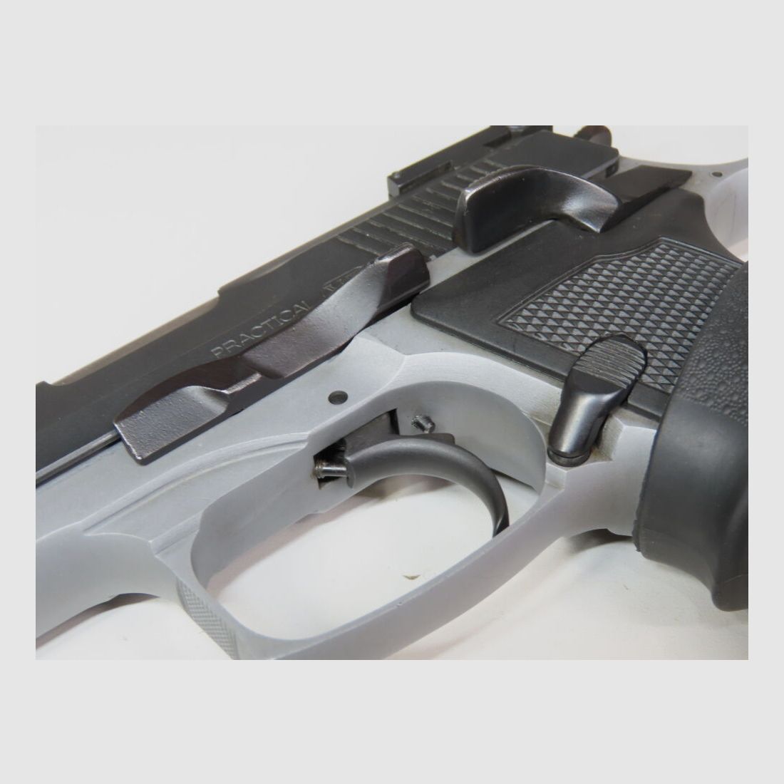 Bernadelli Practical