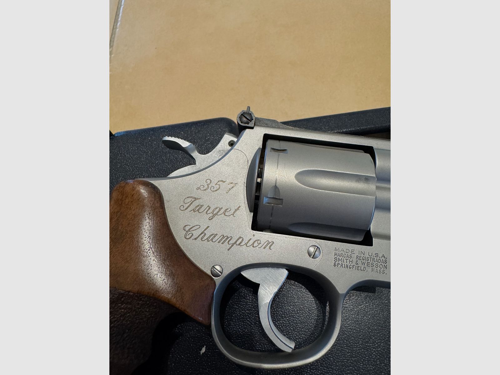 Smith&Wesson 686 Target Champion inkl. Nill Griff