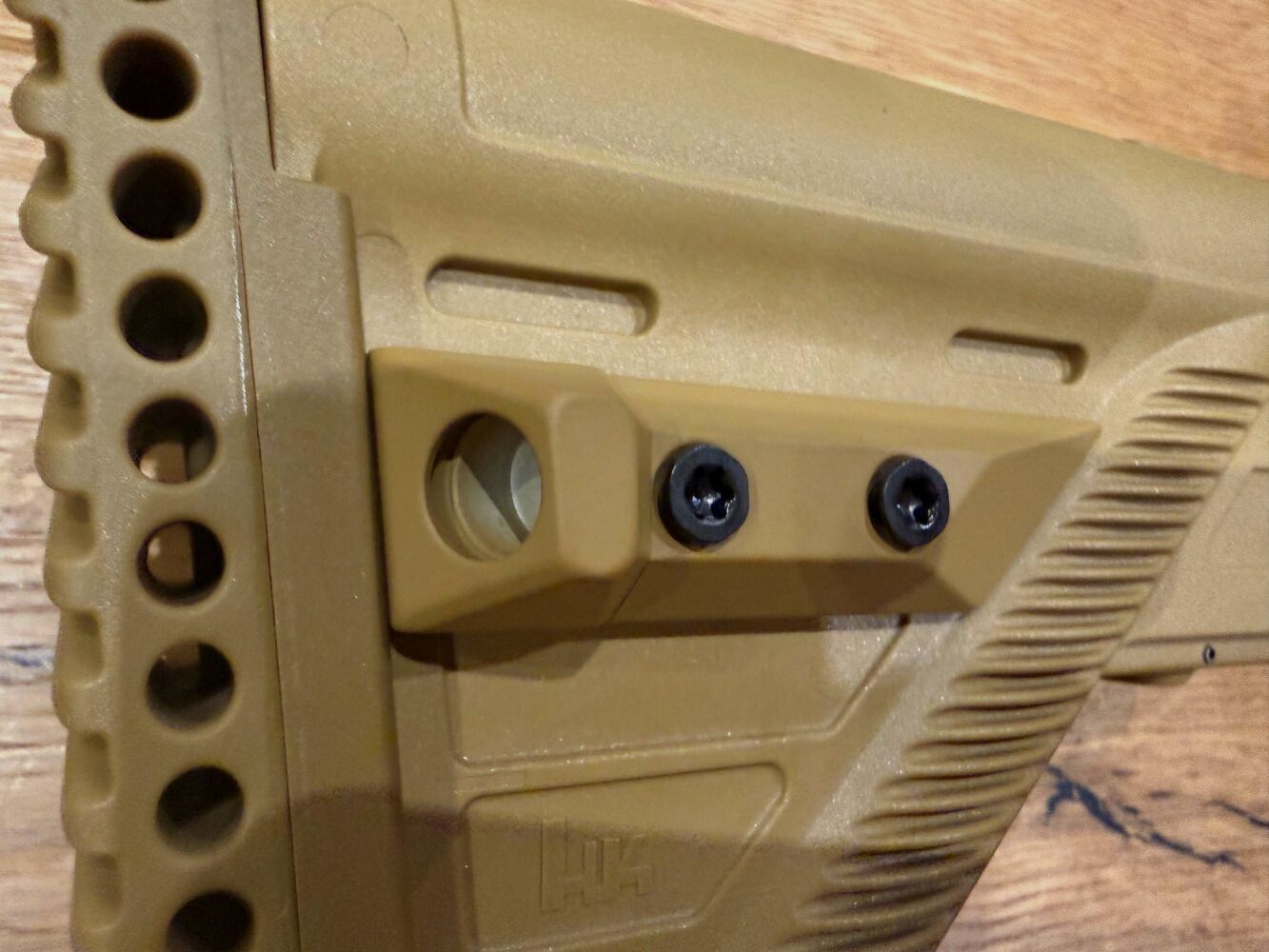 Heckler & Koch MR223 A3 Slimline 11", sandfarben