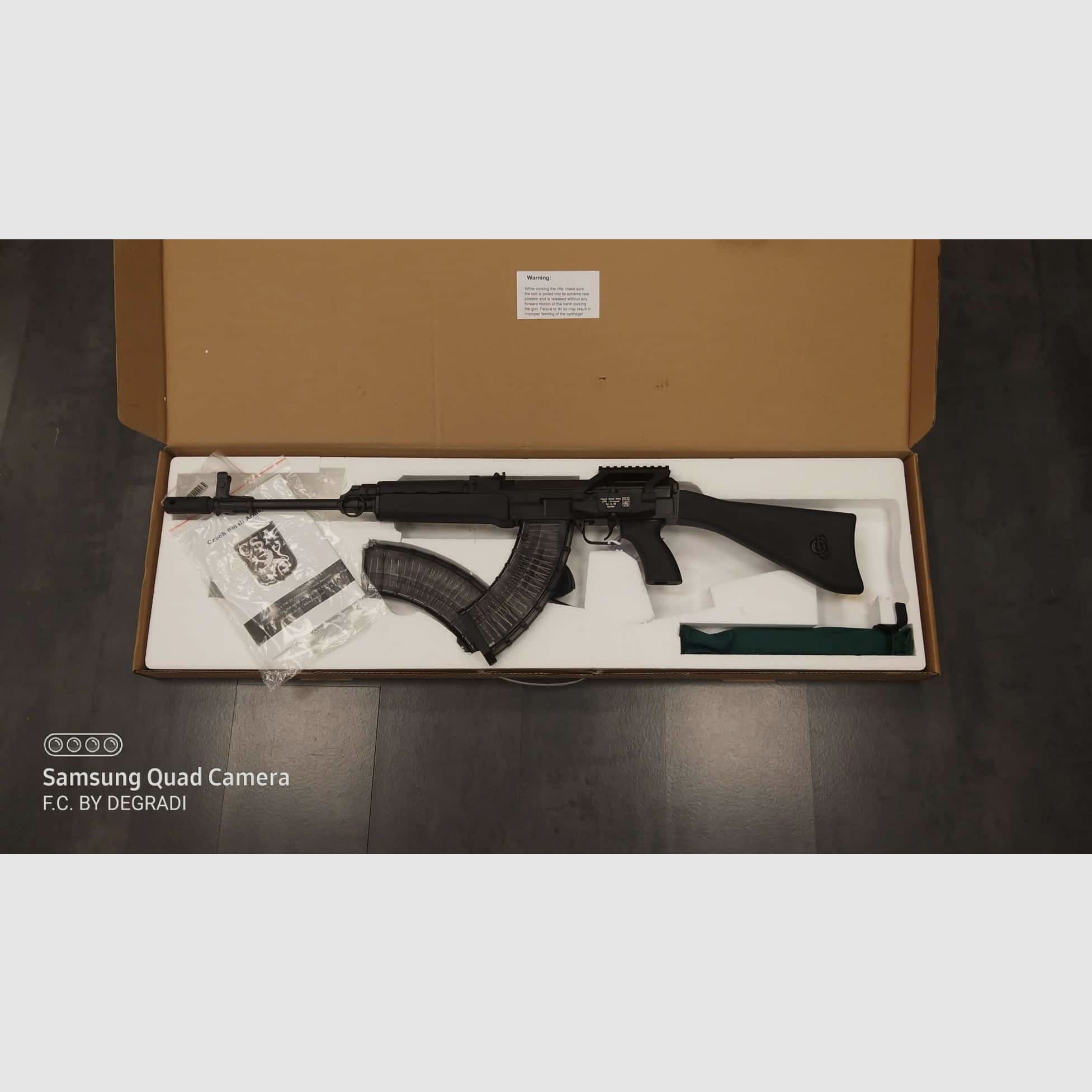 Czech Small Arms SA Vz.58 7.62X39, immagine 1 di 4