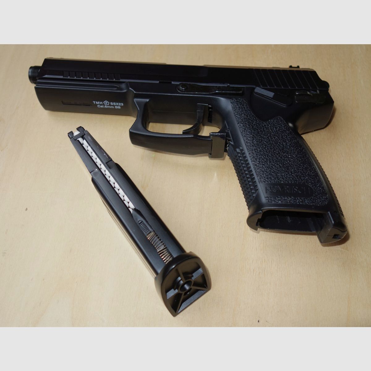 Novritsch SSX 23 Softair pistol 6mm + accessori CONDIZIONE TOP, immagine 7 di 9