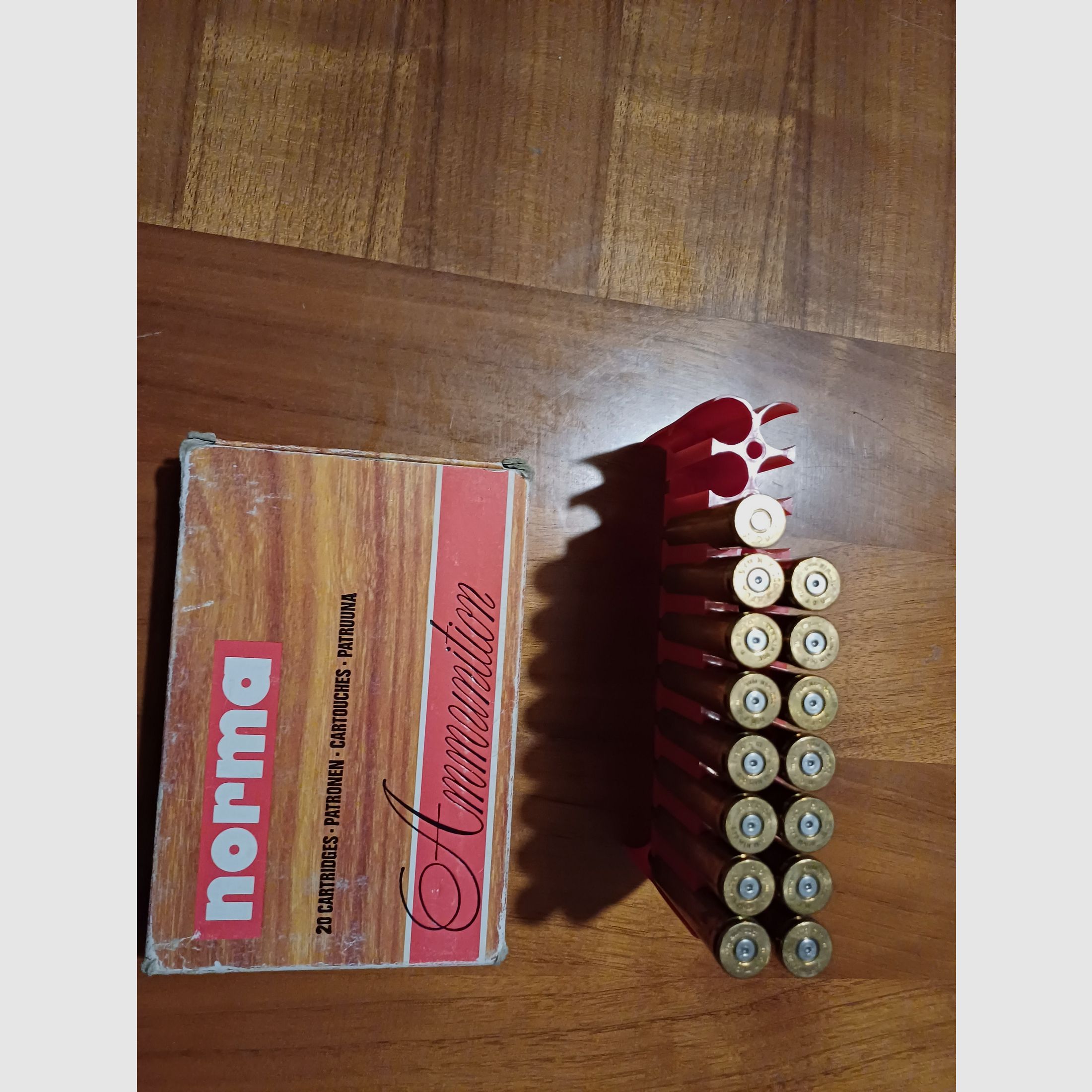 15 łusek .300WinMag Norma