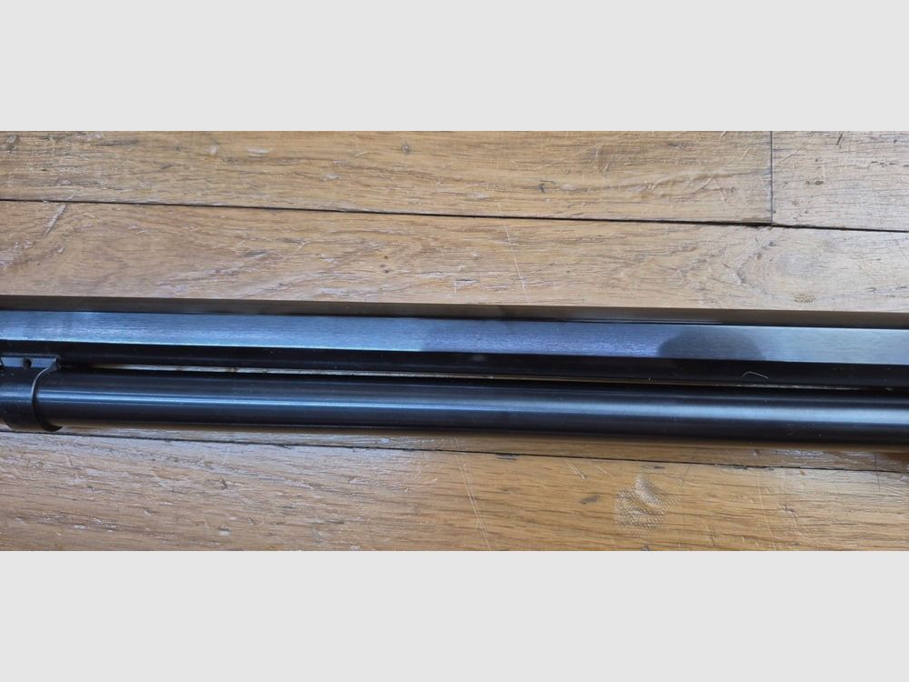 Winchester Kommemoration « Oliver F. Winchester » OFW 1894 – 19.999 Ex. – Wunderschöne Rauten – 38-55Win – Nie geschossen – Originalbox und leere Munitionbox im Modell – Zustand TBE+++, Bild 38 von 41