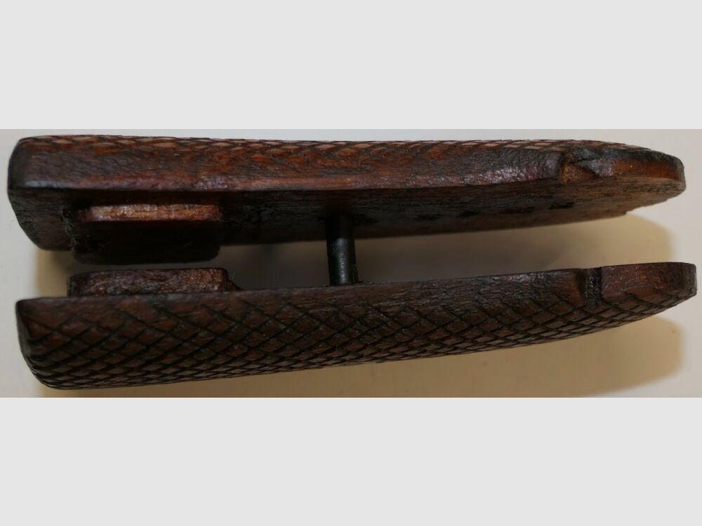 Unbekannt Griffschalen ähnlich Nagant Gebraucht Inkl. Schraube