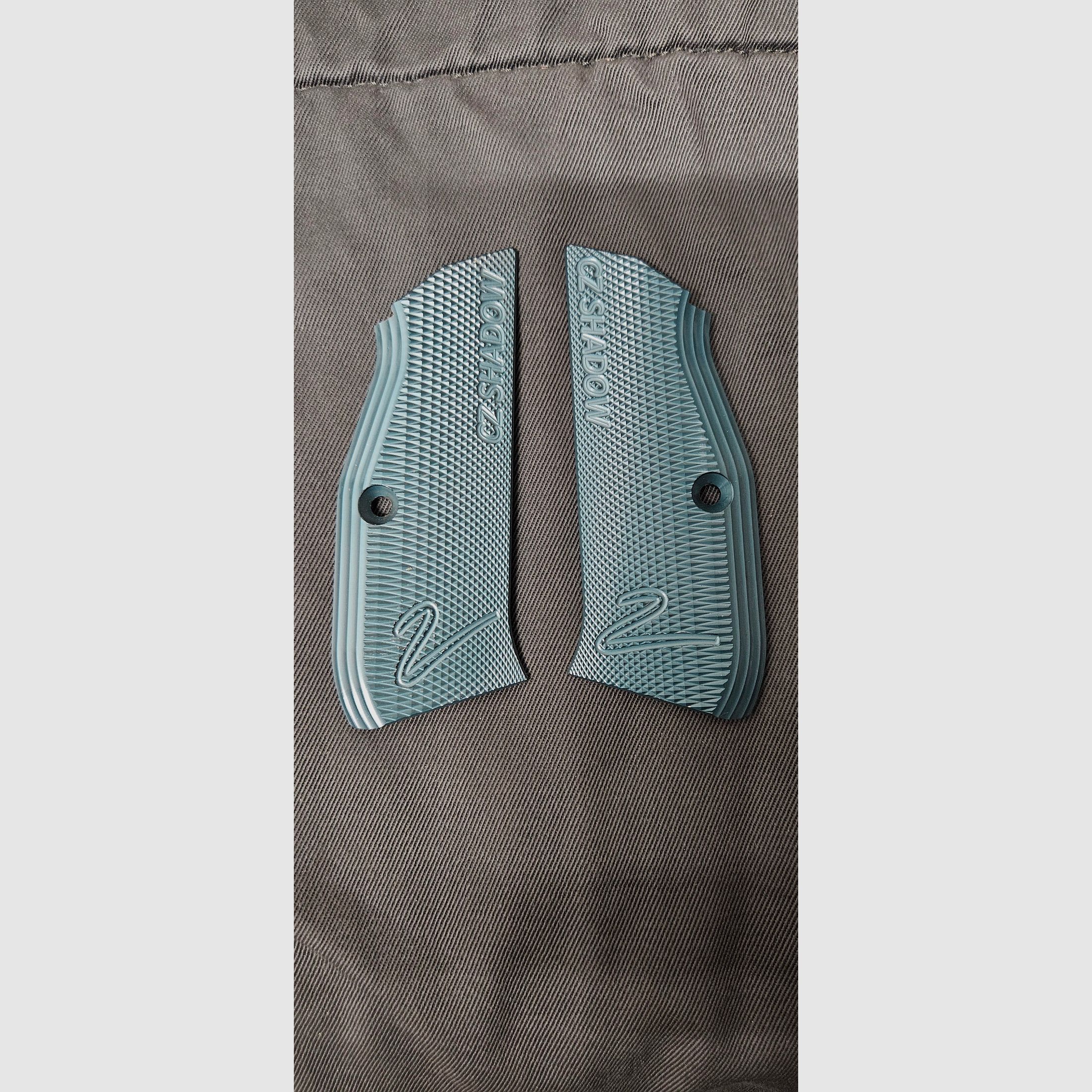 CZ Shadow 2 originale Alu Griffschalen