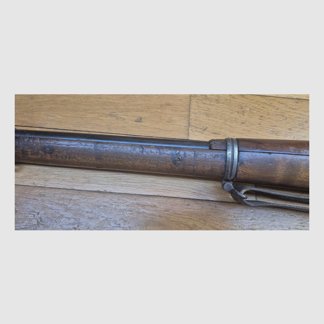 Sehr schönes Gewehr G98 – Gewehr 1898 – Arsenal Spandau 1907 – Originalkaliber 8x57IS – Vollständig monomatrikuliert außer der konformen Reinigungsstange – Guter bis sehr guter Lauf – Original braune Lederriemen – Exzellente Sammlerwaffe – BE/TBE, Bild 35 von 36
