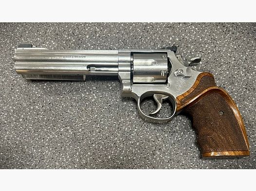 S&W Smith & Wesson 686-4 Eurosport