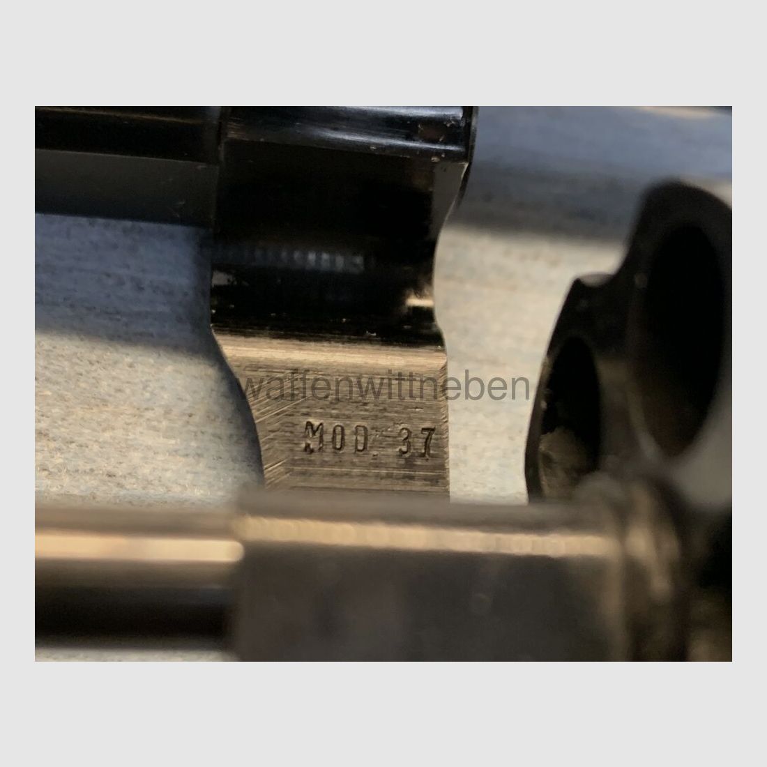 Smith & Wesson Airweight, Mod. 37 - 4