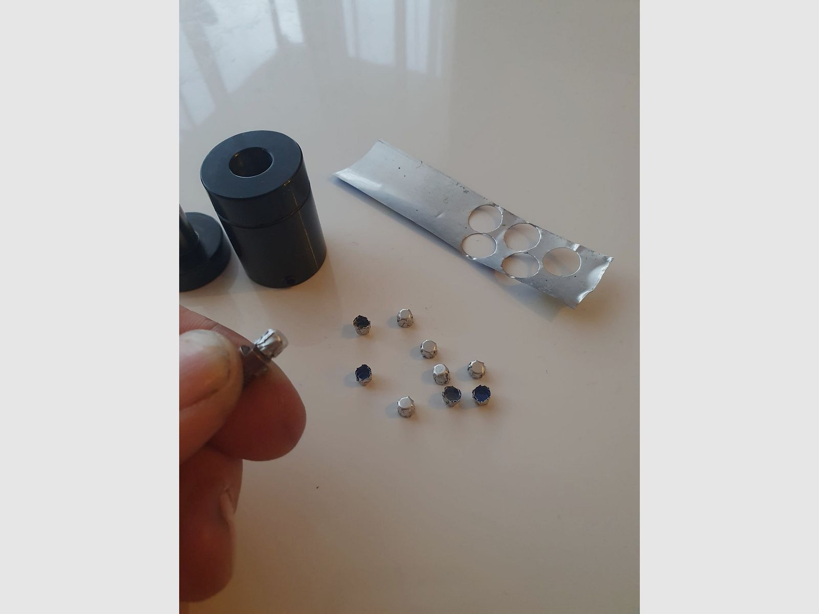 #11 percussion caps for making your own percussion revolver with cap former