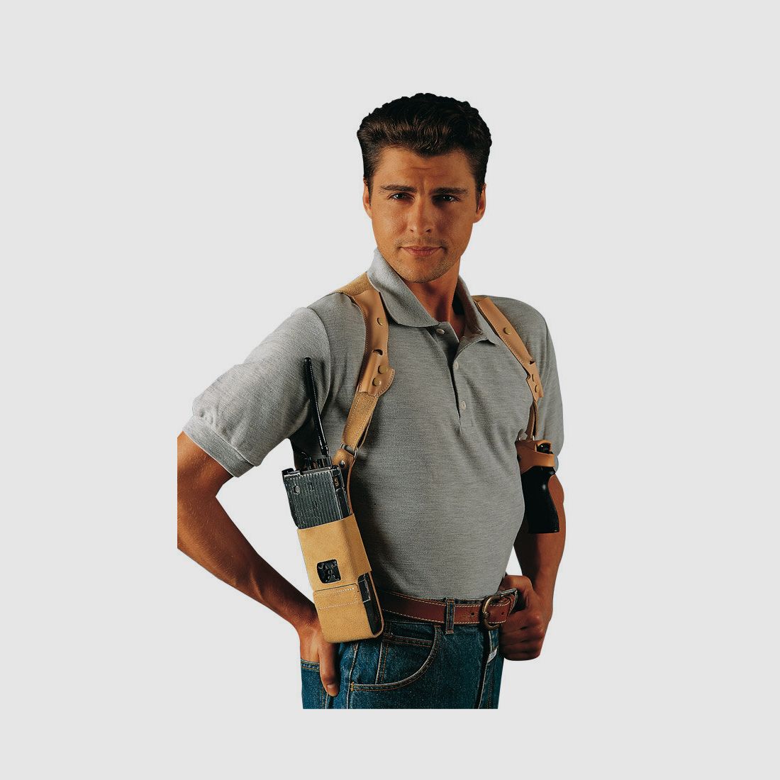 Carrying device for radio communication devices