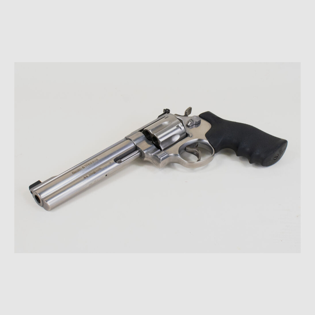 Smith & Wesson 629-4 Revolver