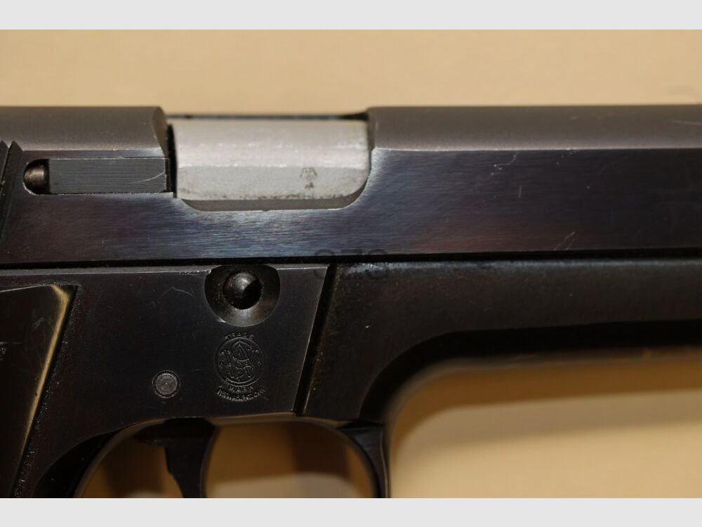 Smith & Wesson 559