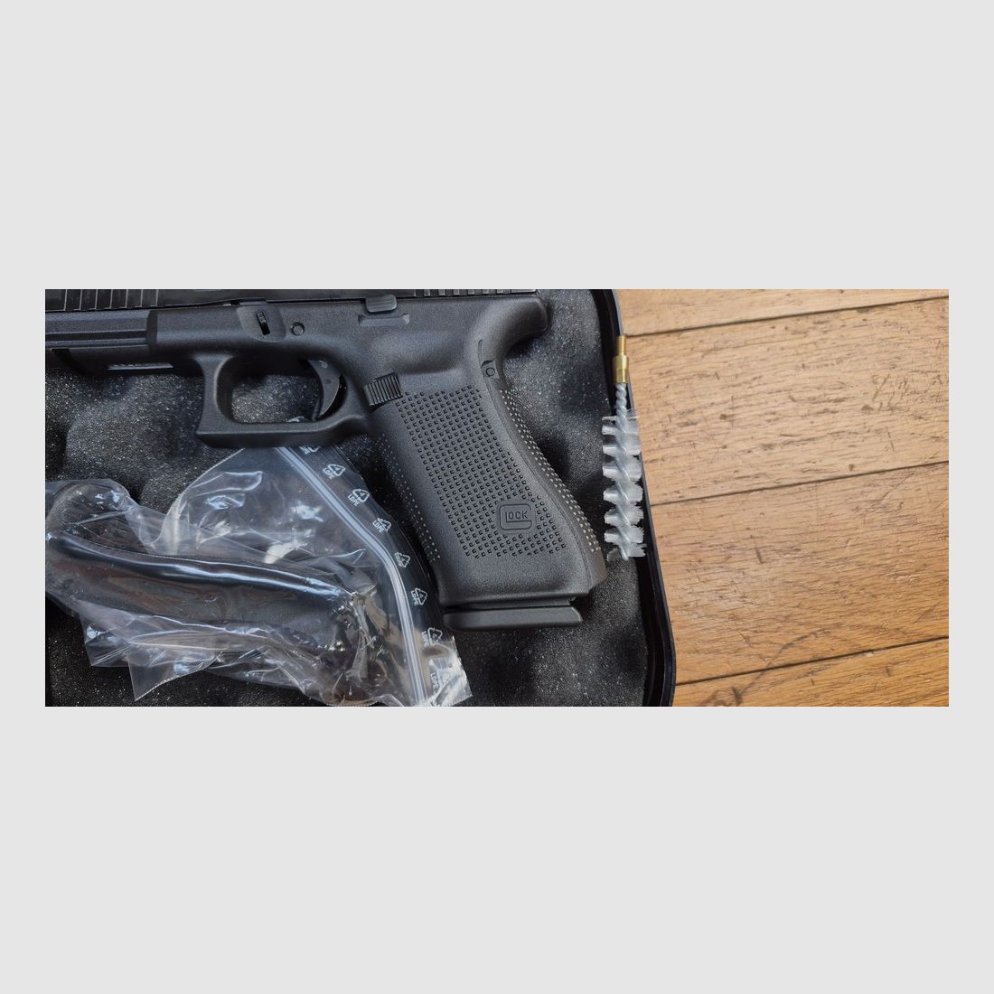 SUPER SALE! Neu! Glock 45 Gen5 FS « Crossover » – 2 Magazine 17 Schuss – 9X19 – Kompakt, hybrid und gelungen! – NEUE WAFFE!, Bild 3 von 8