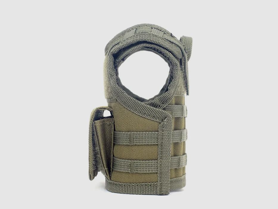 Mini Tactical Schutzweste mit Fronttaschen für Bierflasche / Weinflasche / Thermosflasche - Oliv