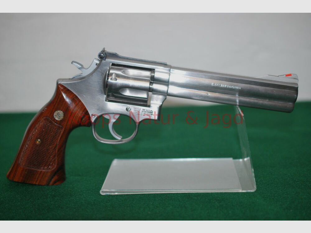 Smith & Wesson	 686-3