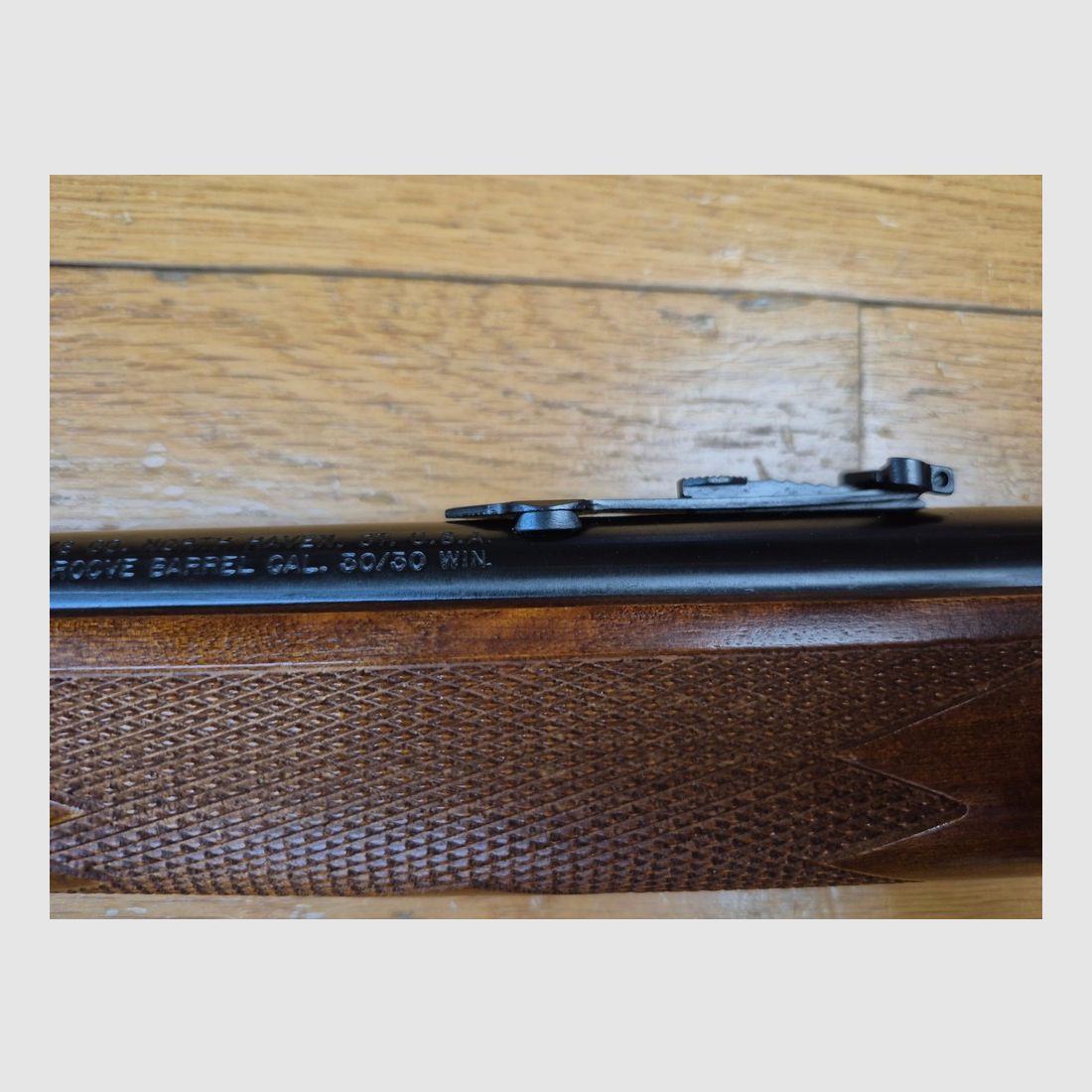Bellissima carabina a leva Marlin 336 – Cal. 30-30 – Raro marchio « JM » – Arma di fabbricazione Marlin prima del fallimento – Una vera Marlin di Marlin! – Superba lavorazione – Regolazioni da sogno – Condizioni come nuove!, immagine 8 di 33
