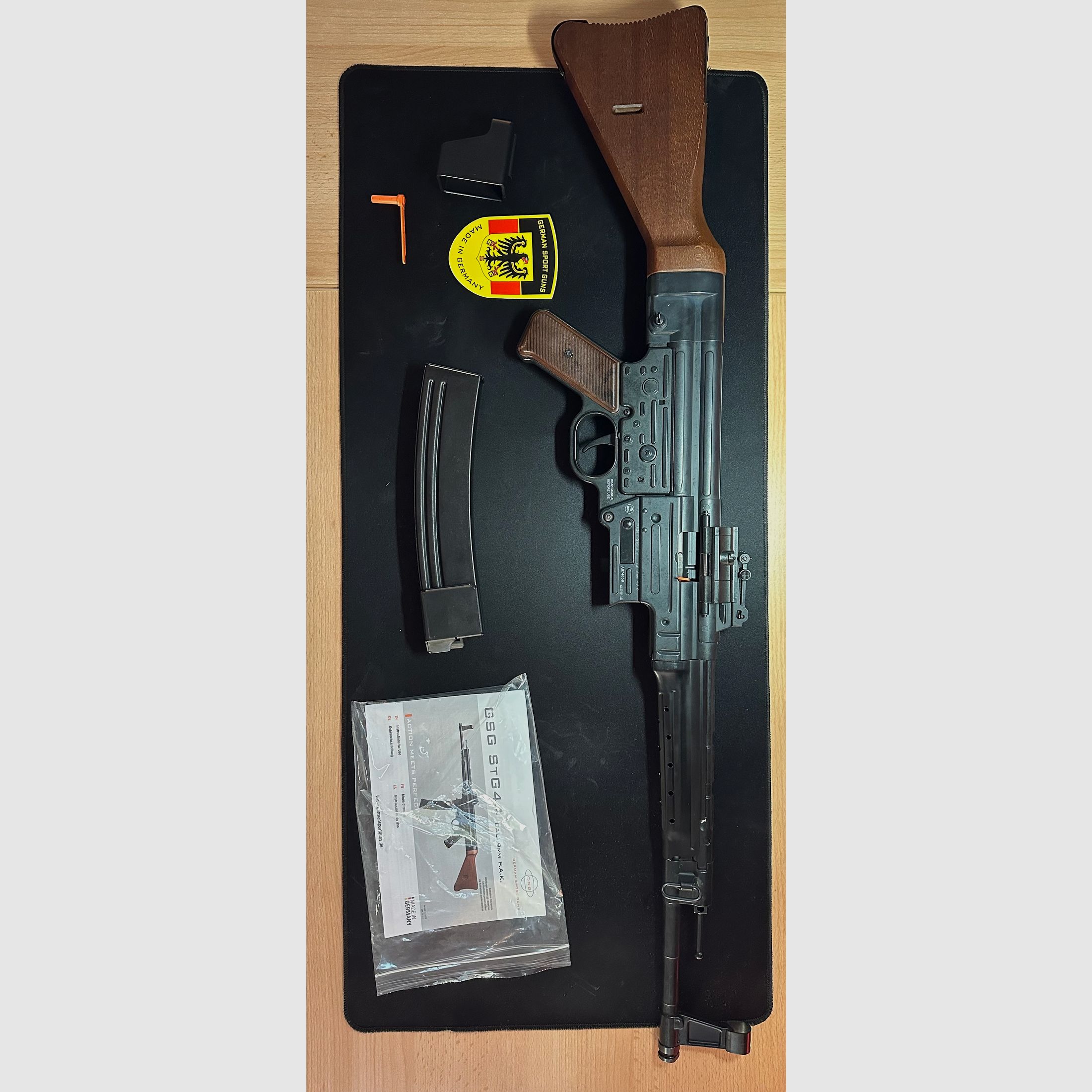 GSG StG 44 Schreckschussgewehr 9mm P.A.K. Vollmetall Echtholz