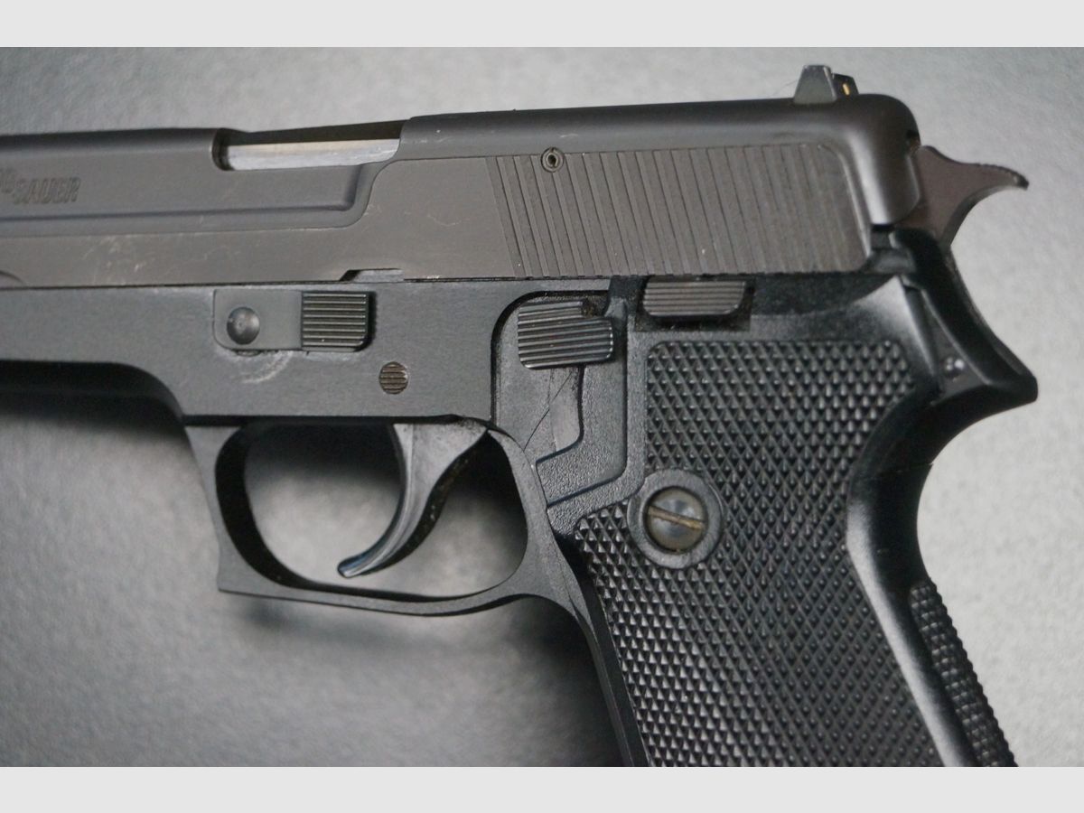 Sig Sauer P220 7.65 Para d'occasion, image 5 sur 7