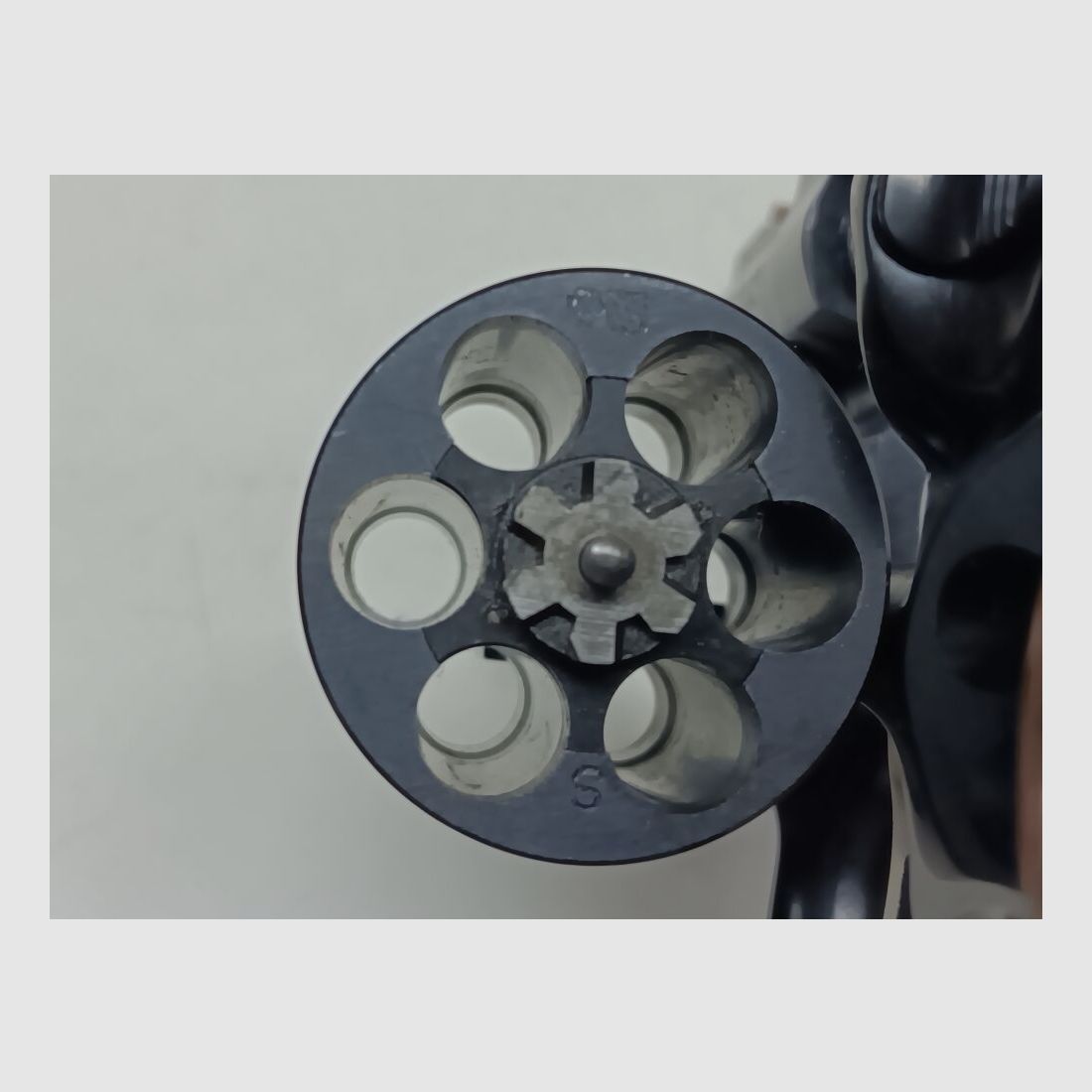 Sturm, Ruger & Co.Inc. Southport USA Security-Six